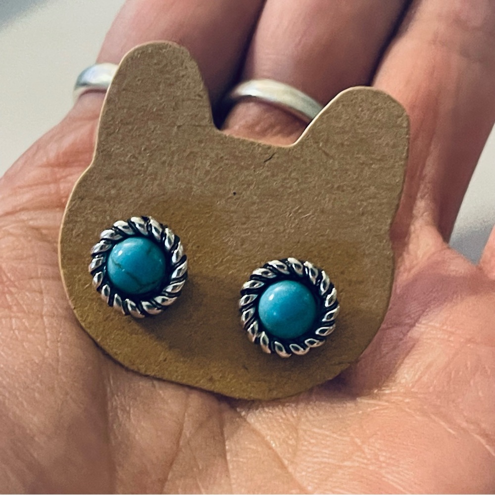 New Natural Polished Turquoise S925 Sterling Silver Handmade Boho Stud Earrings - Picture 5 of 8